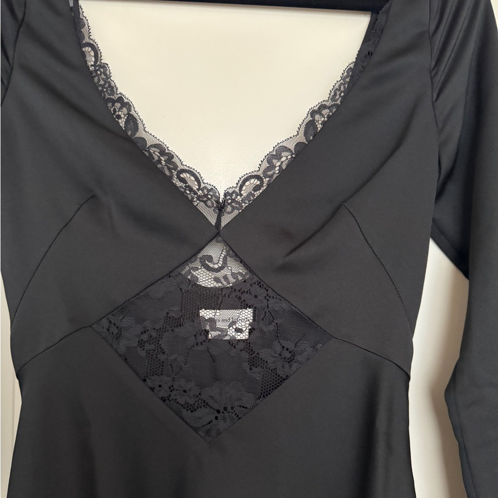 Lovers and Friends Dress - Picture 7 of 11